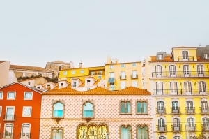 Съсипват ли инвеститорите в Airbnb европейските културни столици? 